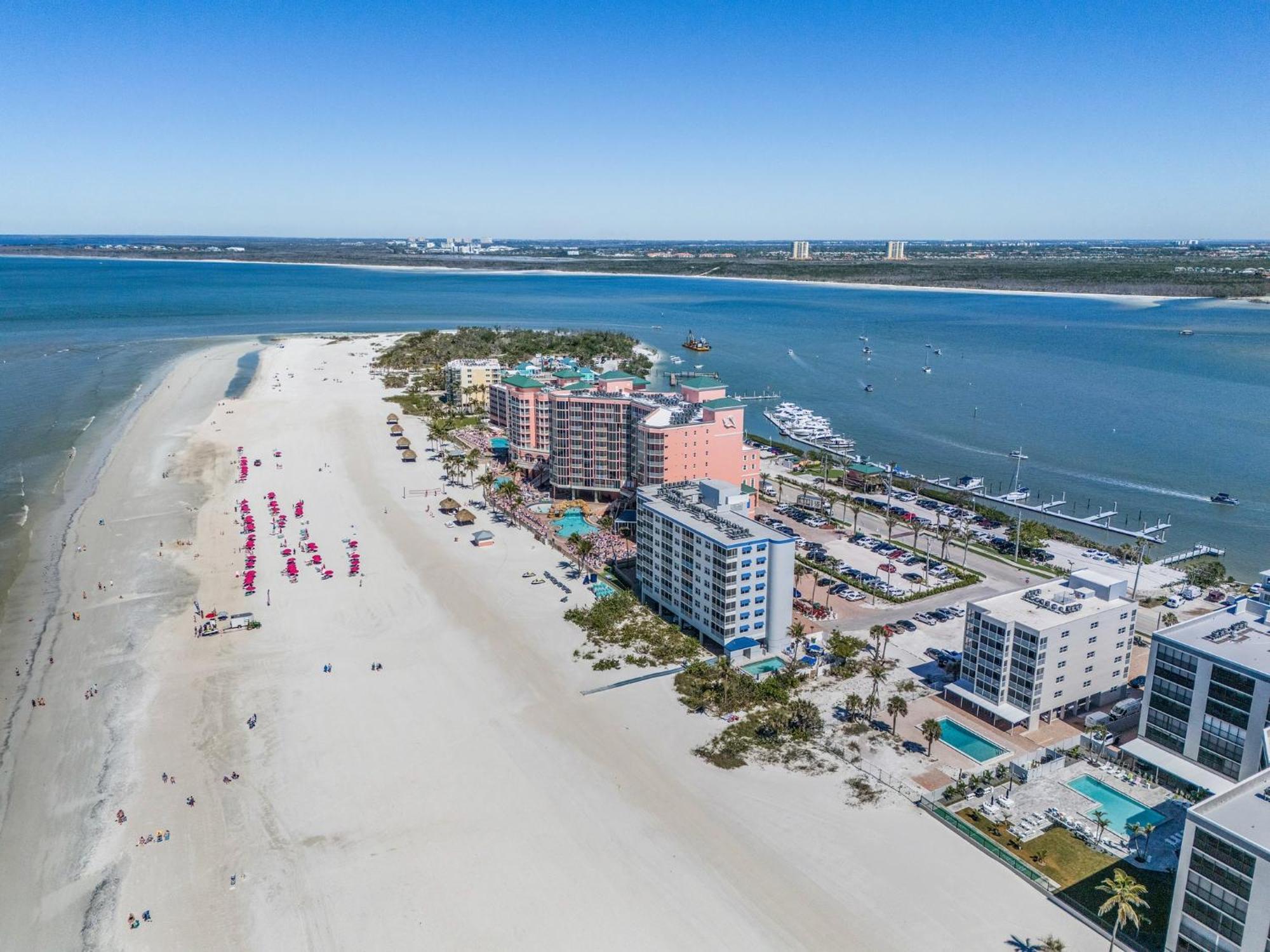 Beach Villas 706 Top-Floor Condo W/ Gulf Views, Pool Fort Myers Beach Exteriör bild